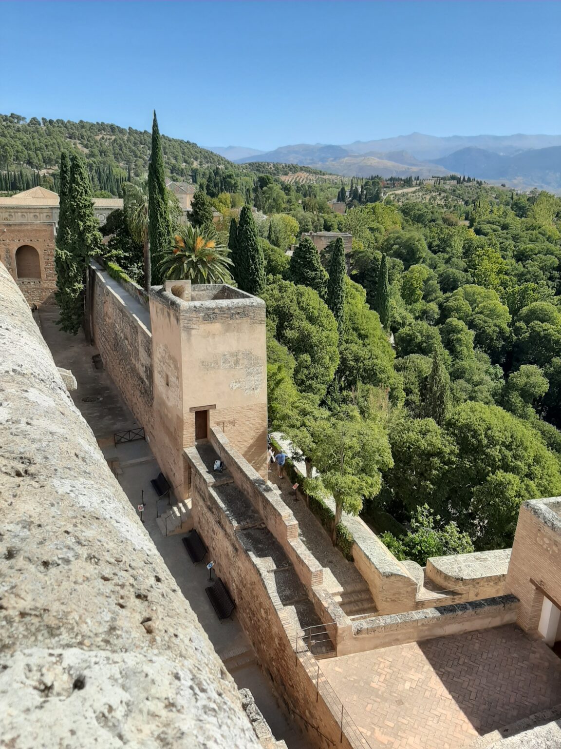 Alhambra Gardens, Generalife & Alcazaba 