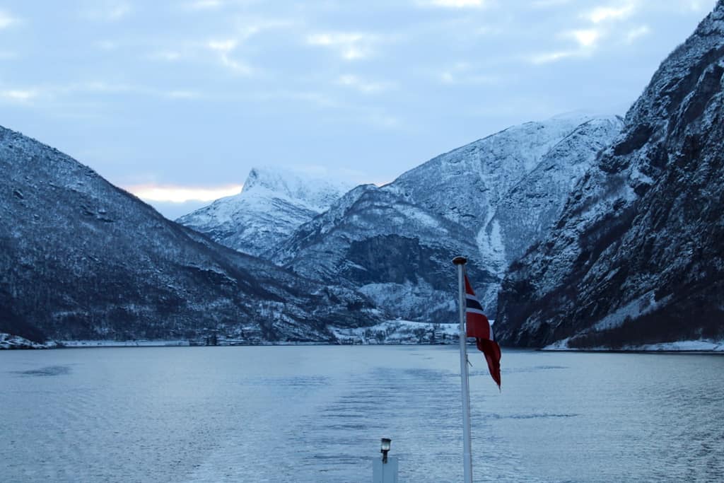 Nærøyfjord boat cruise