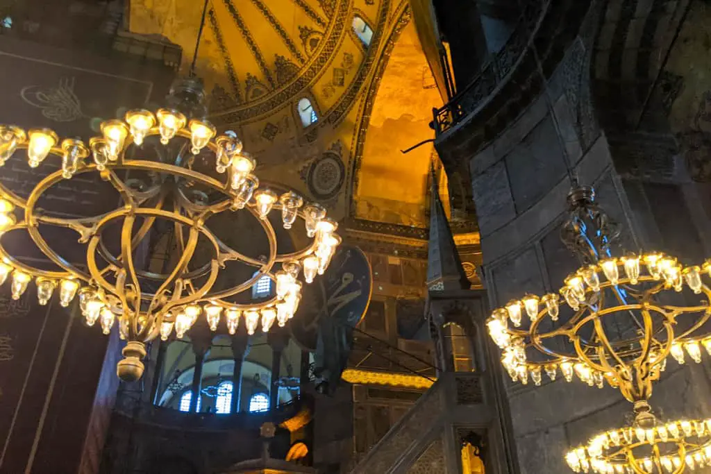 Hagia Sophia lighting
