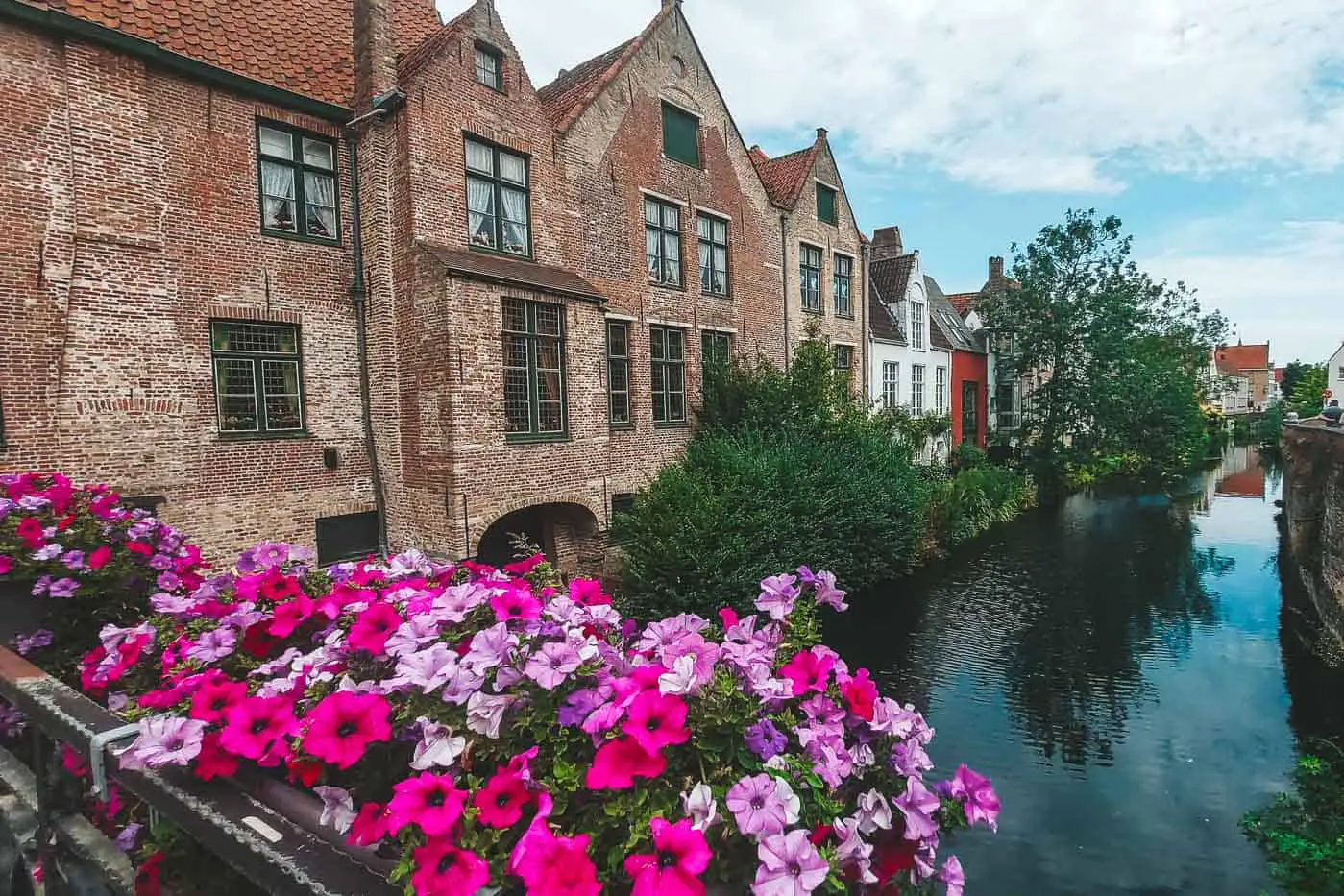 Backpacking Bruges, Belgium – Budget Travel Guide