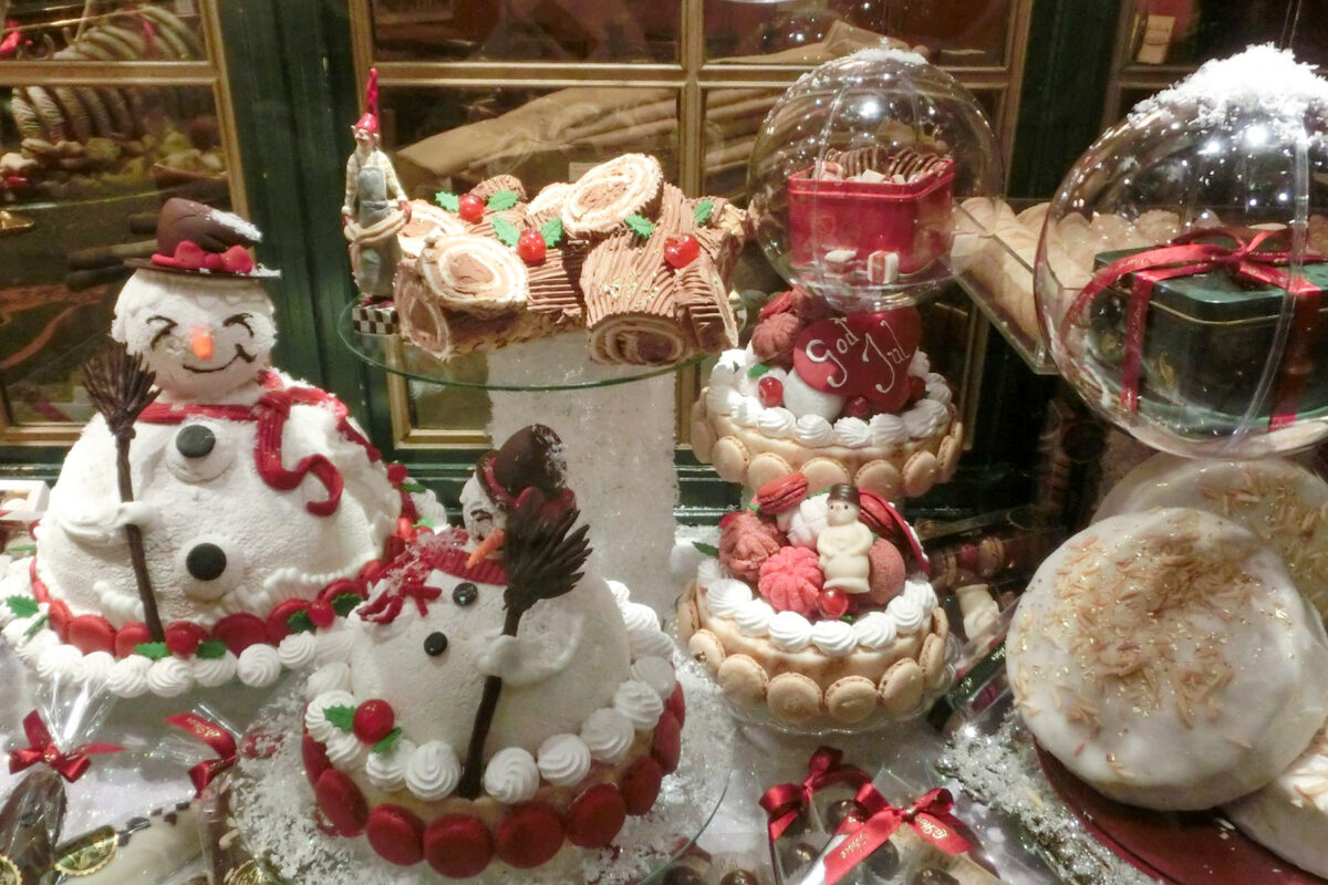 Danish cakes (Copenhagen market)